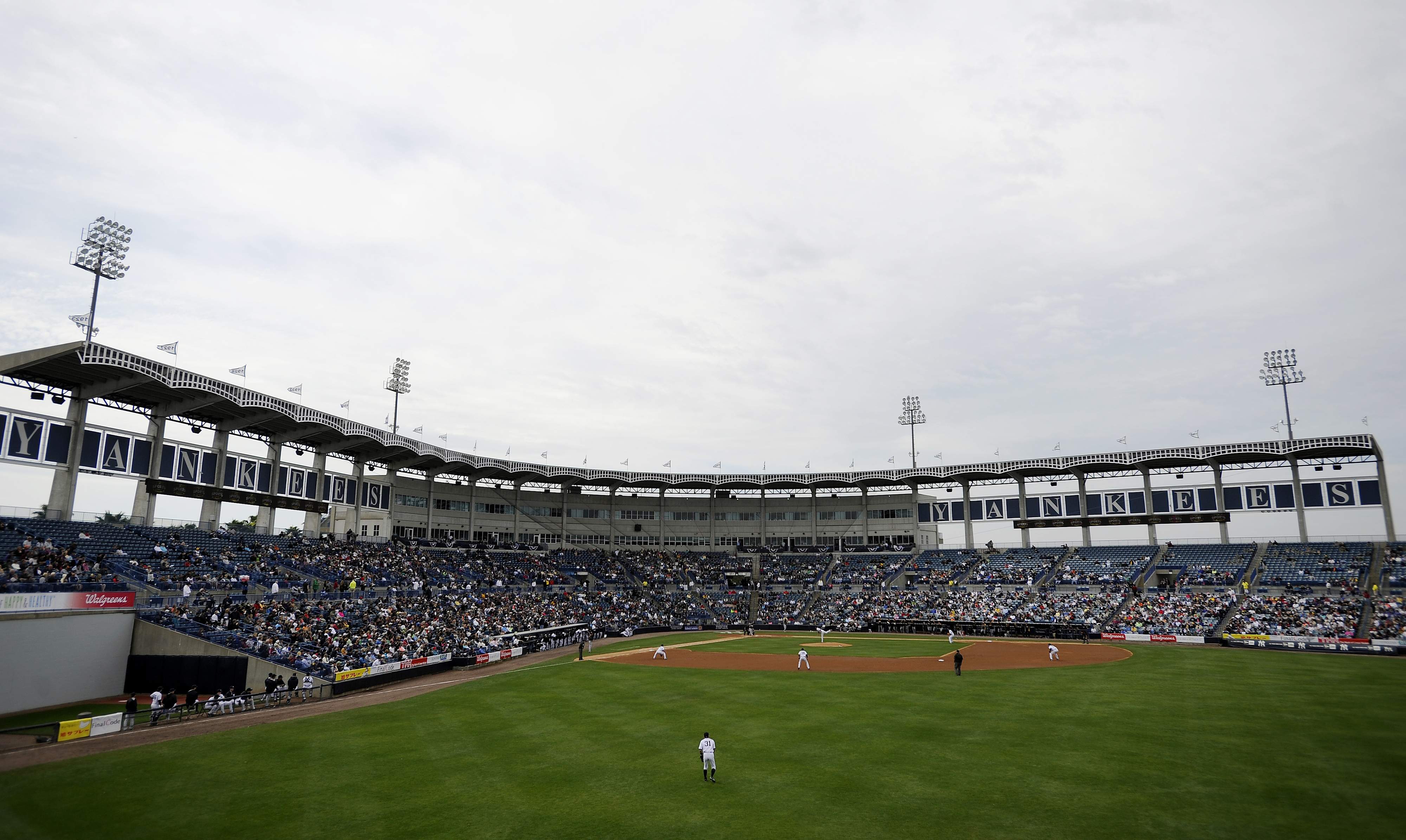 Tampa Sports Authority approves $40 million deal with New York Yankees to  renovate Steinbrenner Field