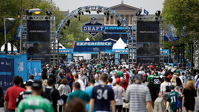 NFL Draft brings throngs of visitors, business and incalculable