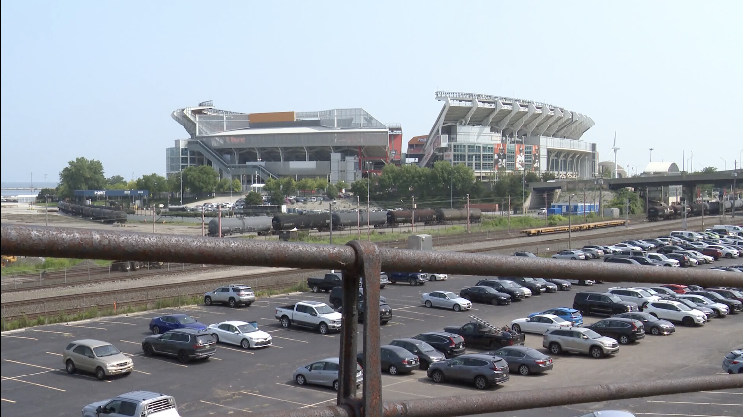 Cleveland council tells mayor to use “Art Modell law” to force Browns ...